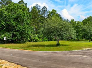 19252 Sunflower Ln, Saucier, MS 39574