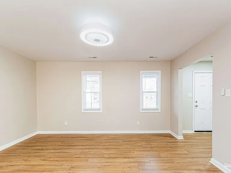 3019 Sprucewood Dr — Photo 3