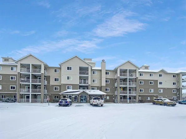 11220 104th Ave #301, Grande Prairie, AB T8V 0P3