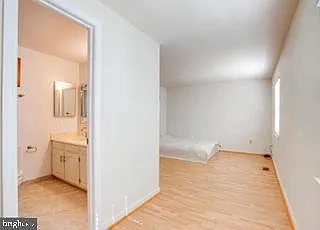 8931 Park Forest Dr — Photo 25
