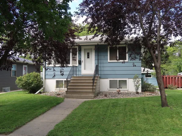 1801 6th Ave S, Fargo, ND 58103