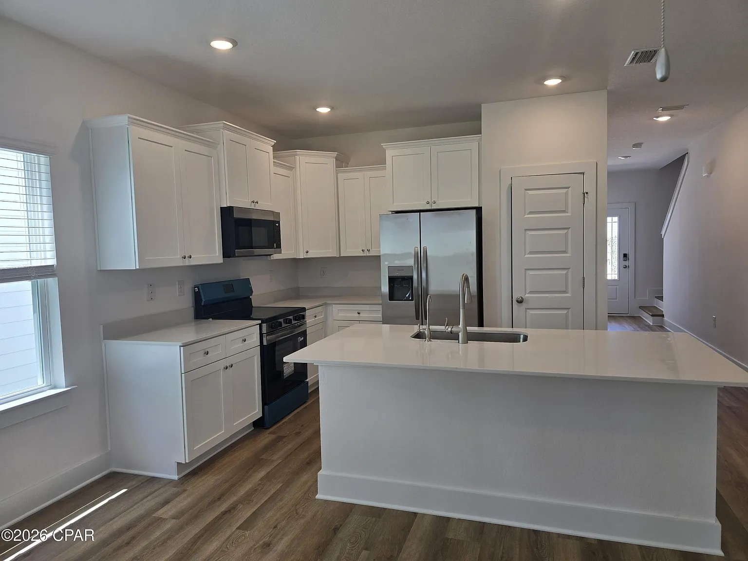3 bed, 1470 sqft, $2,000 — Photo 3