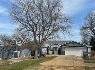 120 Pleasant View Rd, Slayton, MN 56172