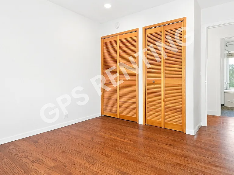 17224 Beach Dr NE — Photo 16