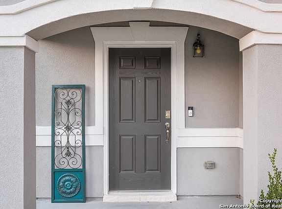 3rd image of 3127 Mission Gate