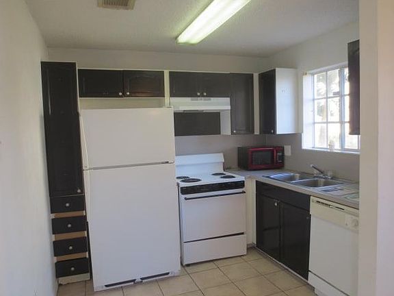 3rd image of 18722 SW 100th Ave #18722