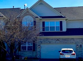 11903 S Winterberry Ln, Plainfield, IL 60585