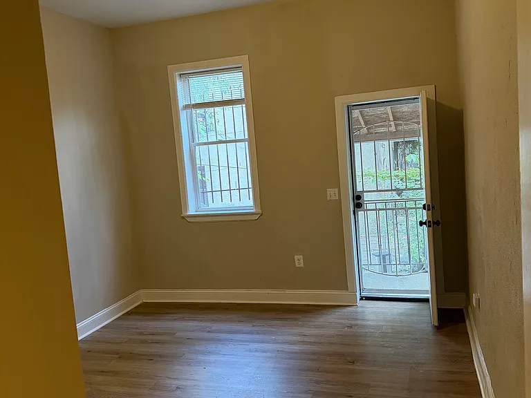 1005 Edmondson Ave #1 — Photo 10