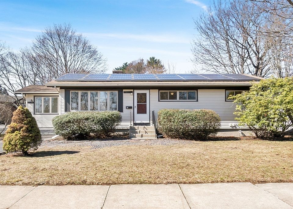 1st image of 23 Sunrise Ave