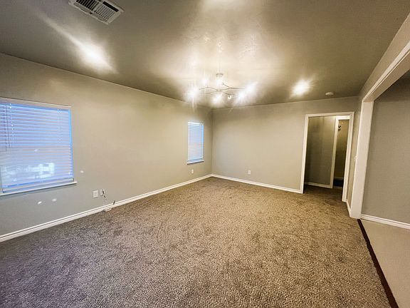 4th image of 2112 NW 34th St