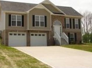 170 Blackford Rd, Cunningham, TN 37052