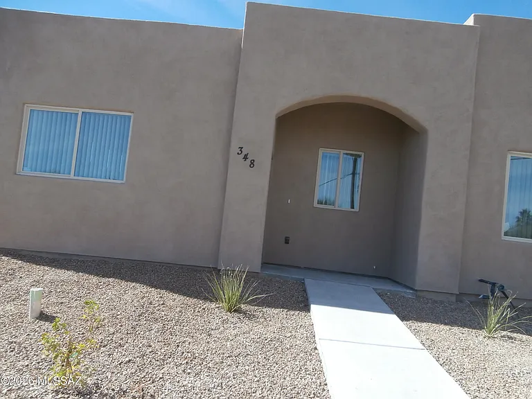 348 S Paseo Tierra — Photo 2