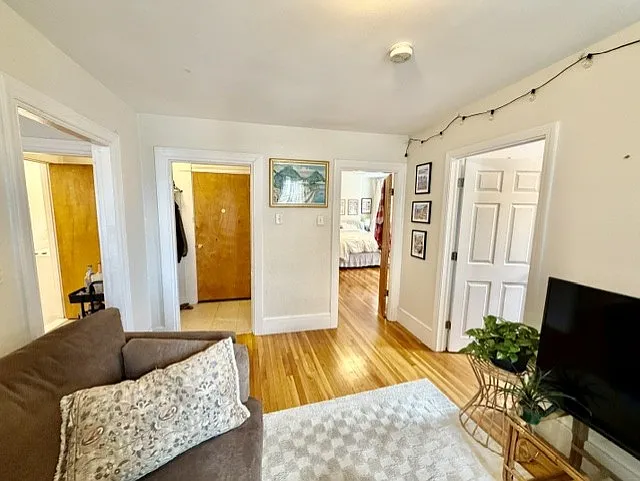 357 Hanover St #2 — Photo 4