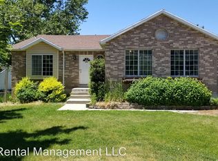 1447 N 400 W, Centerville, UT 84014