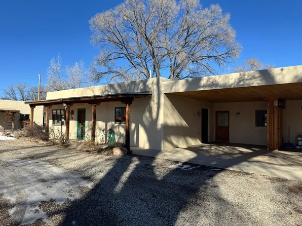 415 Valverde St #1055, Taos, NM 87571