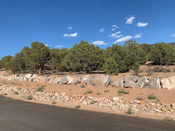 4th image of The Estates At South Mountain #8