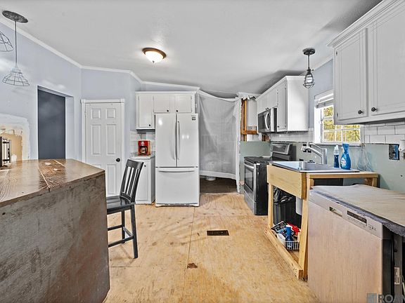 5th image of 10351 Springfield Rd