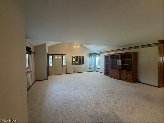 3rd image of 222 School St