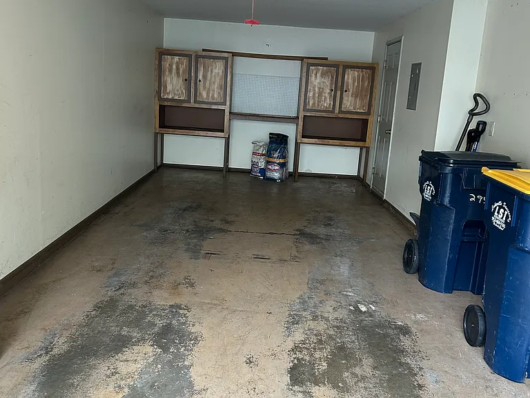 2951 Village Cir — Photo 13