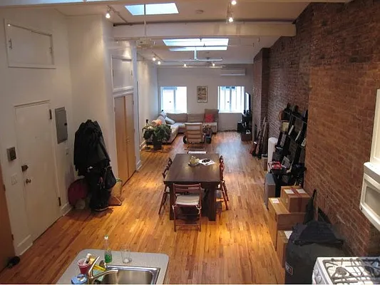 Rented by Caravaggio Loria, LREB | media 20