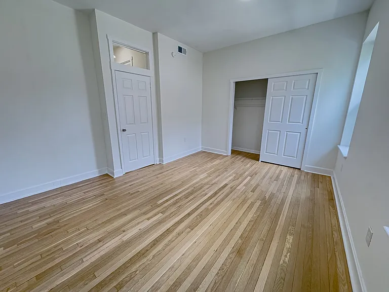 1936 Green St #2 — Photo 23