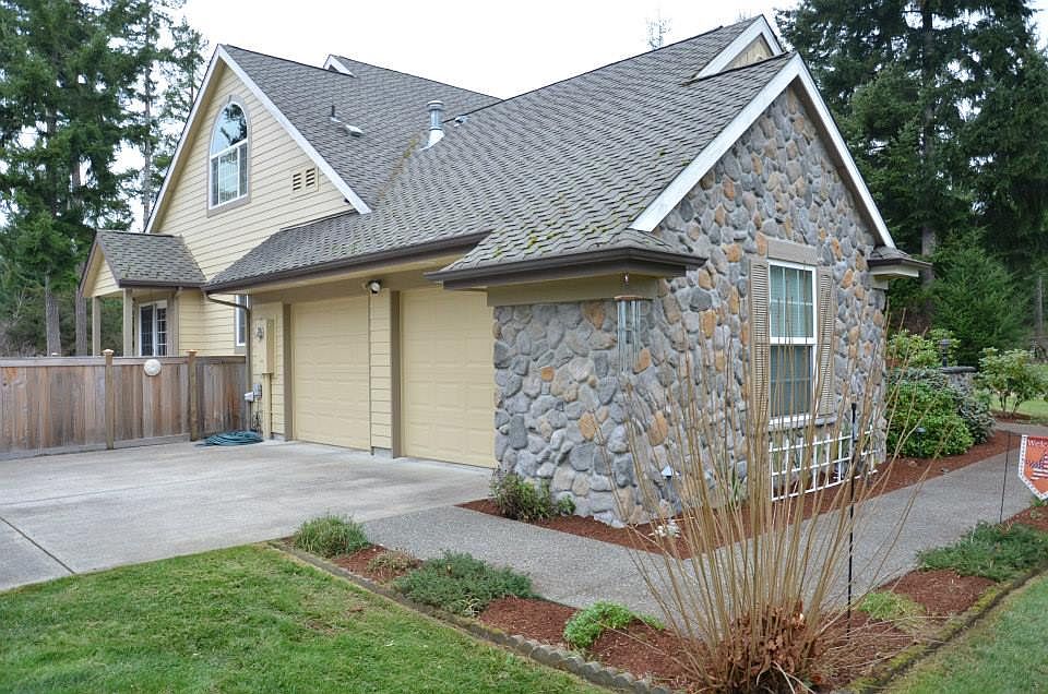 1st image of 13839 Sunny Ct SE