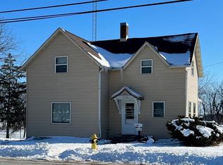 1112 N High St, Fort Atkinson, WI 53538