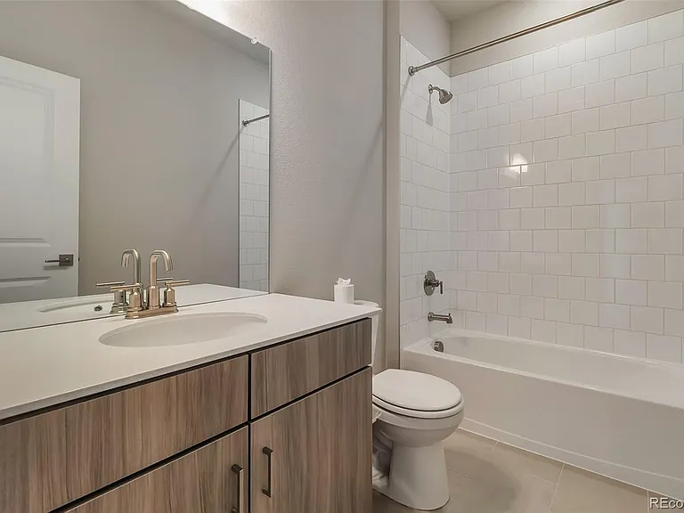 16762 Tejon Pl — Photo 21