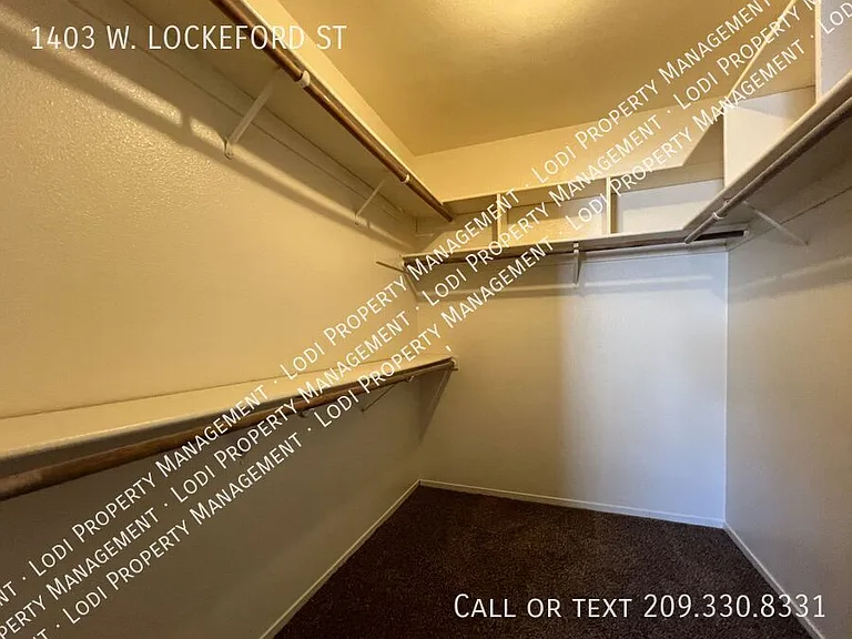 1403 W Lockeford St — Photo 28