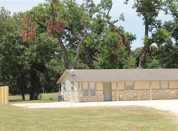 3rd image of 1066 County Road 334 #A