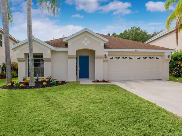 800 NW Waterlily Pl, Jensen Beach, FL 34957