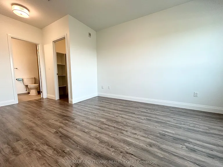 460C Belmont Ave W #706 — Photo 10