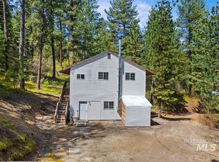 96 Johnson Creek Rd, Boise, ID 83716