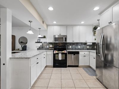 603 E Portland Dr #6, Burnsville, MN, 55337