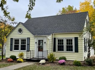 498 S Market St, Cape Vincent, NY 13618