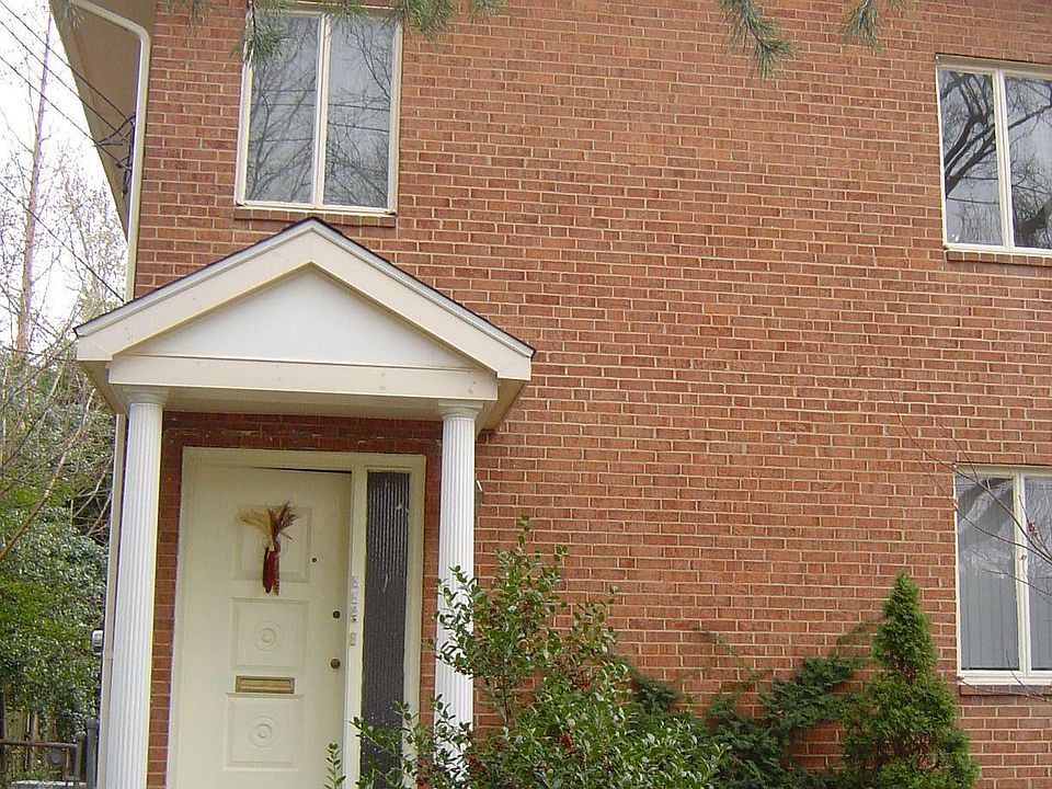 1st image of 1034 17th St S