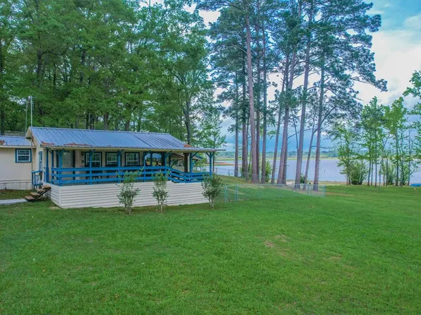 447 Nerren Park Rd, Huntington, TX 75949