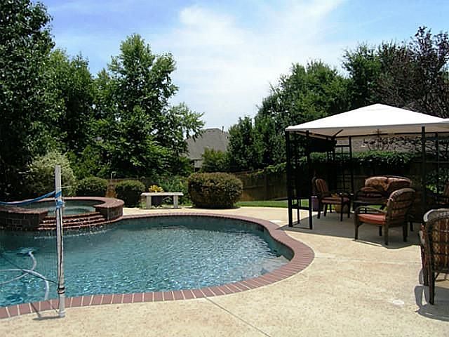 1st image of 2609 Jessup Trl