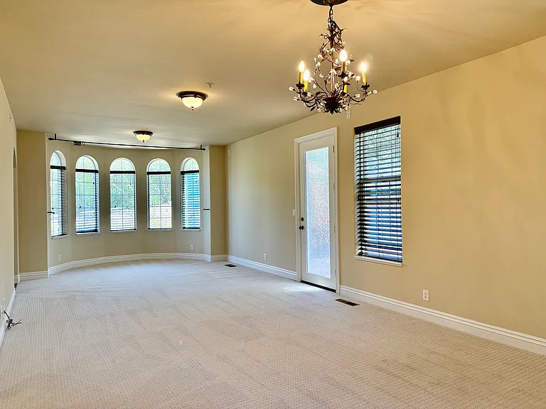 8501 Mossrose Way — Photo 7