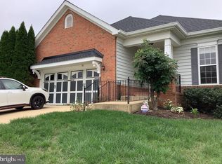112 Hawthorne Greene Cir, La Plata, MD