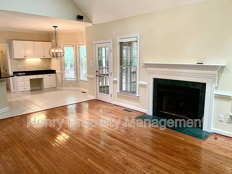 212 Lewey Brook Dr — Photo 5
