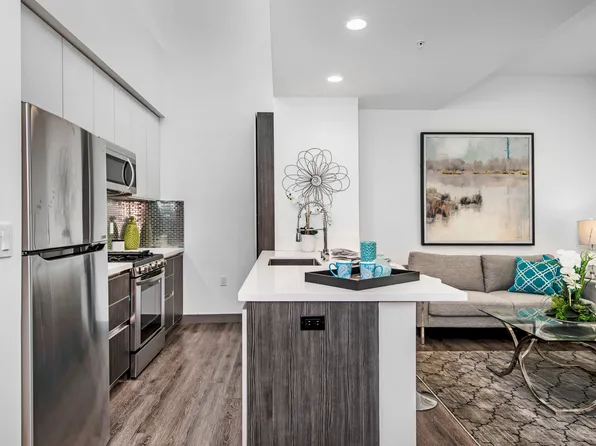 1224 N Edgemont St #1, Los Angeles, CA 90029