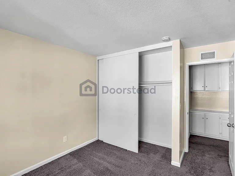 2521 W Sunflower Ave #J12 — Photo 21