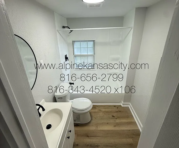 301 NE 115th St — Photo 8