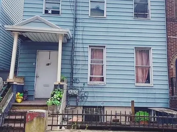 239 New Jersey Avenue image 1 of 3