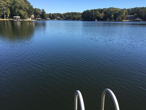 2nd image of 21 Pine Top Dr