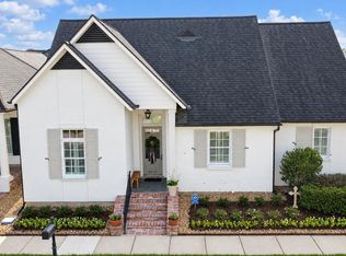 8215 Willow Grove Blvd, Baton Rouge, LA 70810