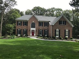 11 Warwick Rd, Mount Olive, NJ 07836