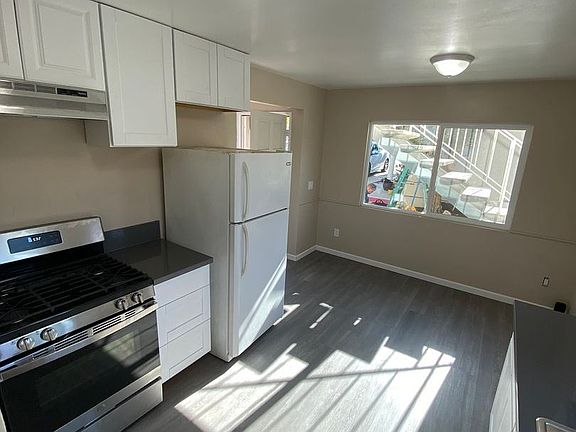 3rd image of 4555-4557 36th St #4555-A