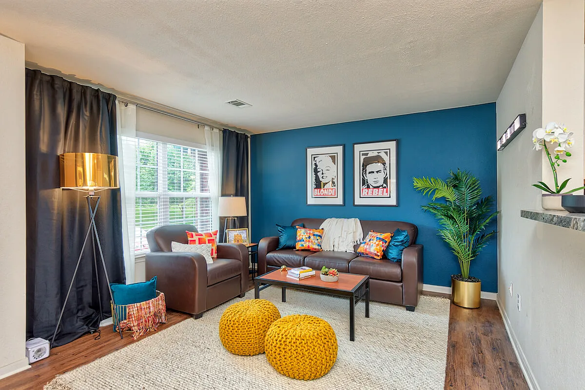 The Wyatt - Furnished Student Living - Priced Per Room — Photo 1